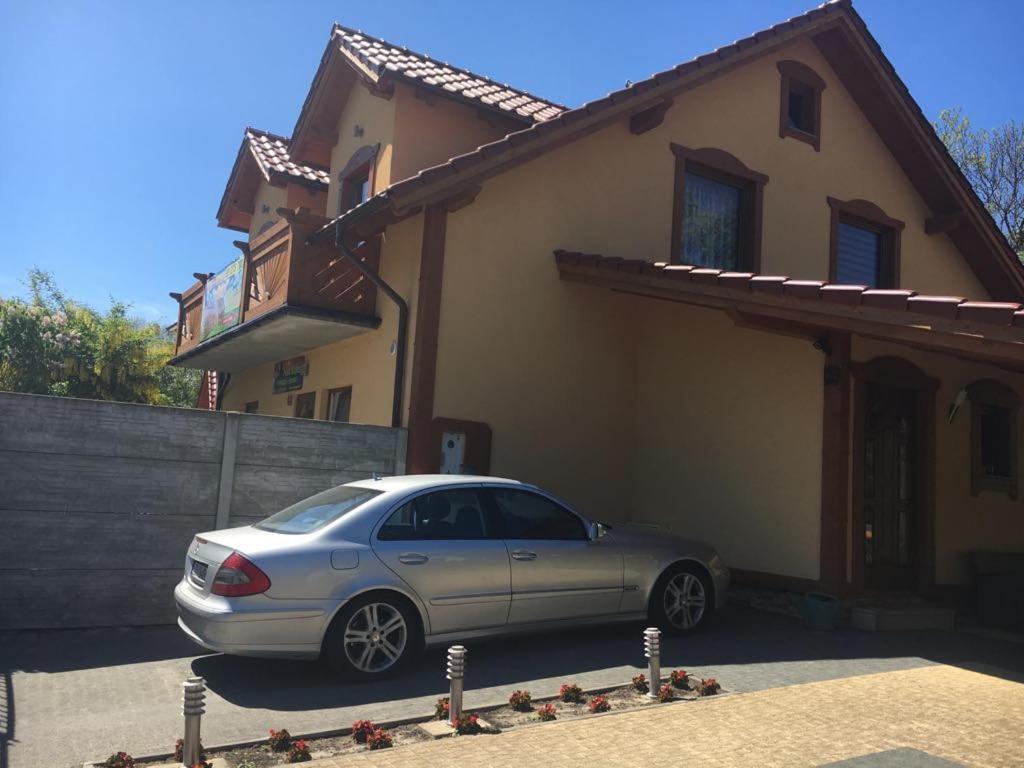 Pokoje Vip Trzęsacz Exterior foto